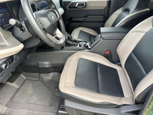 Certified 2024 Ford Bronco Wildtrak image 15