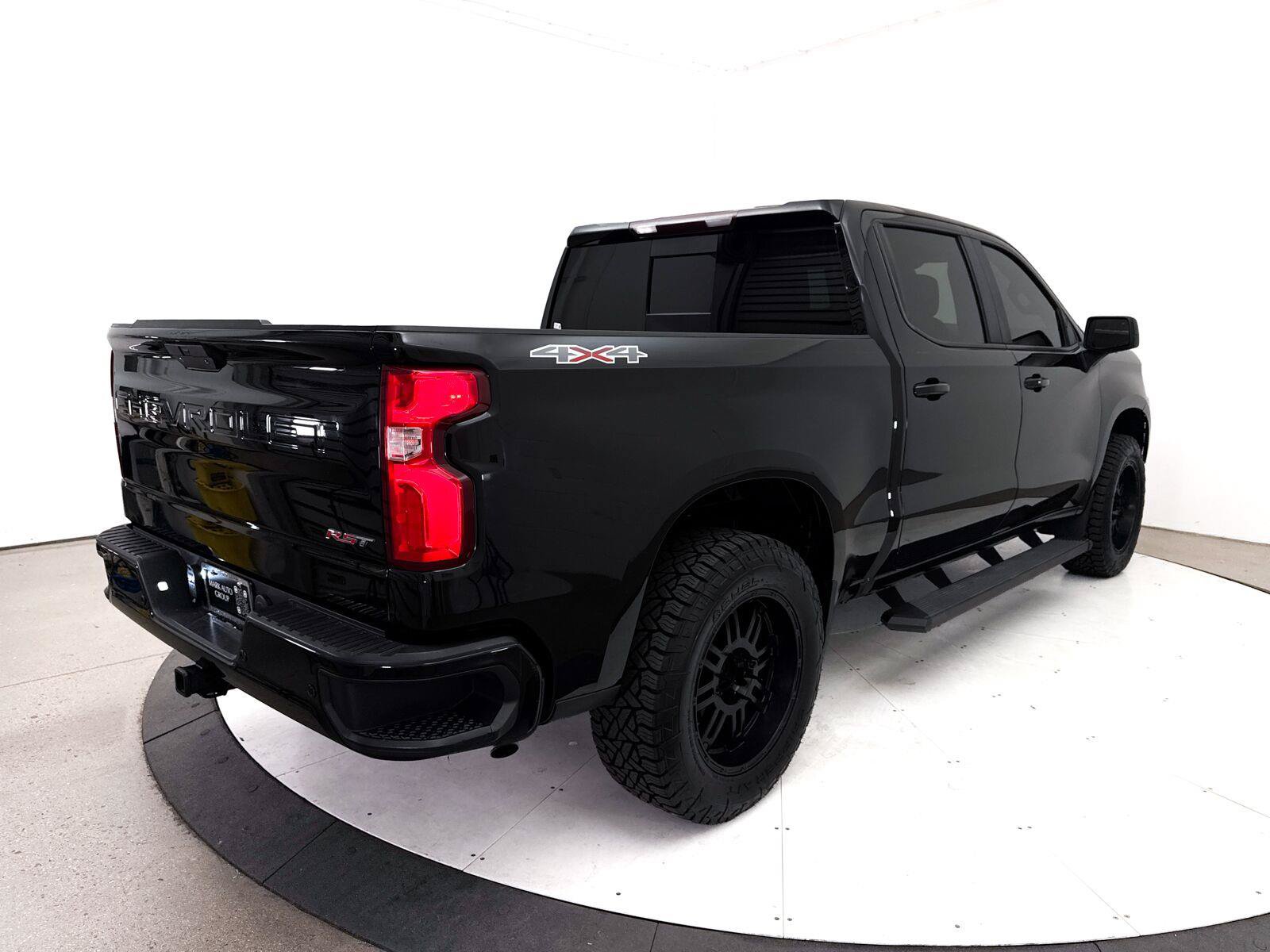 Used 2021 Chevrolet Silverado 1500 RST w/ Convenience Package II AWD/4WD image 19