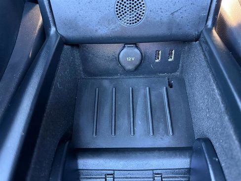 Used 2016 Tesla Model S 60 image 25