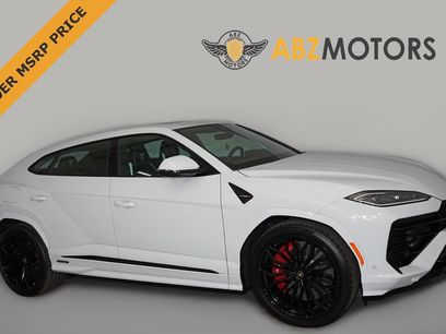 Used 2025 Lamborghini Urus SE