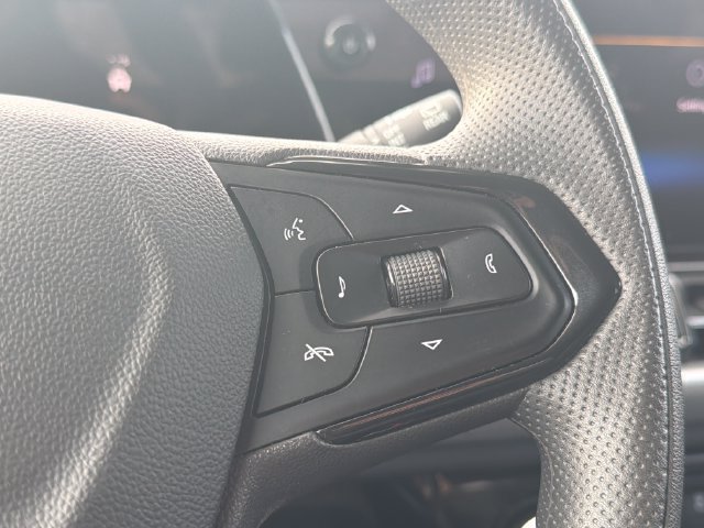 Used 2026 Chevrolet TrailBlazer LT FWD image 32