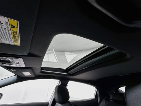 Used 2019 Honda Civic EX image 4