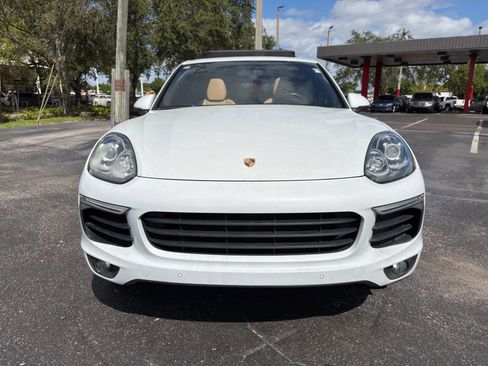 Used 2016 Porsche Cayenne S w/ Premium Package image 16
