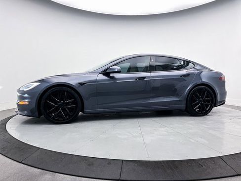 Used 2021 Tesla Model S Plaid image 33