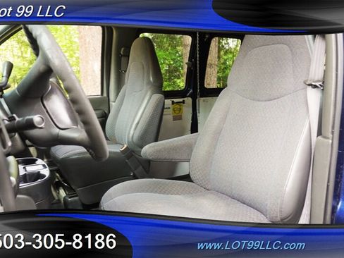 Used 2001 Chevrolet Express 3500 Extended Passenger w/ Convenience Pkg RWD image 2