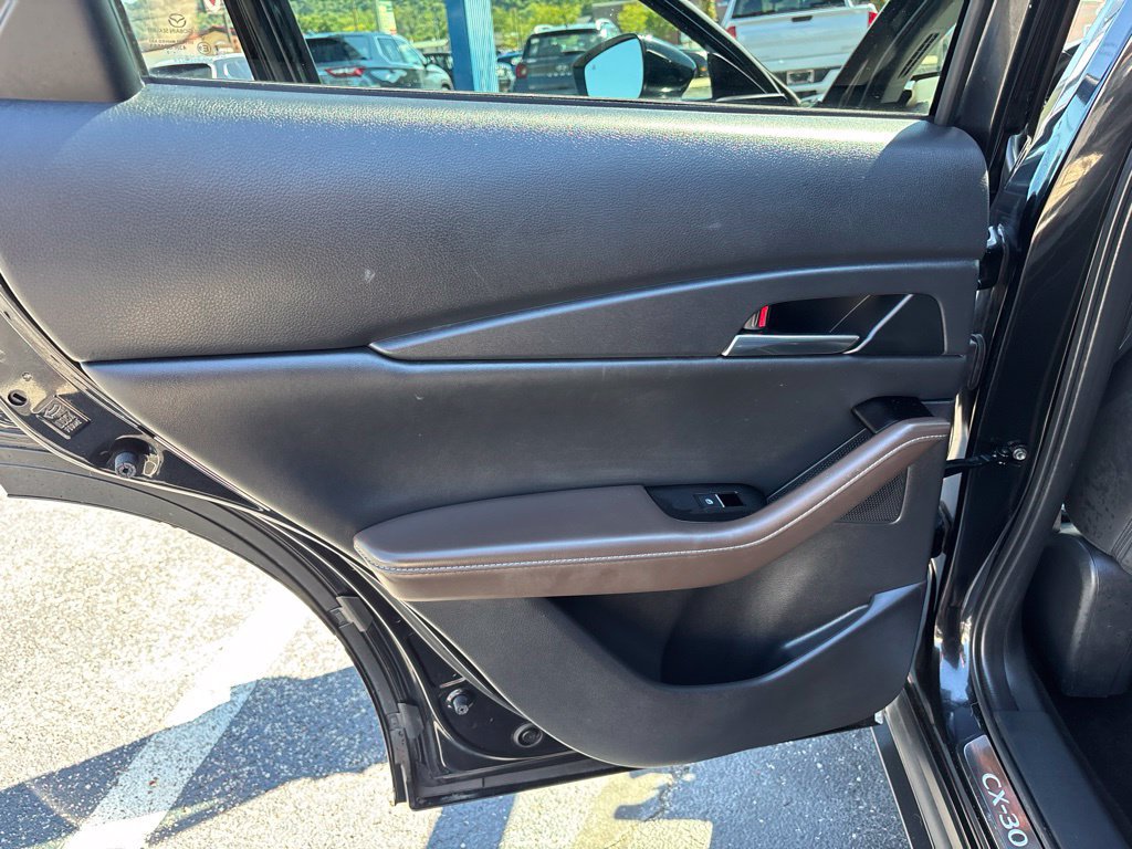 Used 2023 MAZDA CX-30 AWD 2.5 S w/ Premium Package image 30