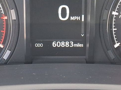 Certified 2020 Toyota 4Runner SR5 Premium w/ Moonroof Package image 21