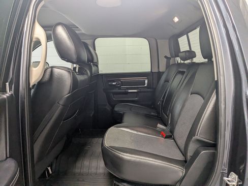 Used 2015 RAM 2500 Laramie w/ Convenience Group AWD/4WD image 26