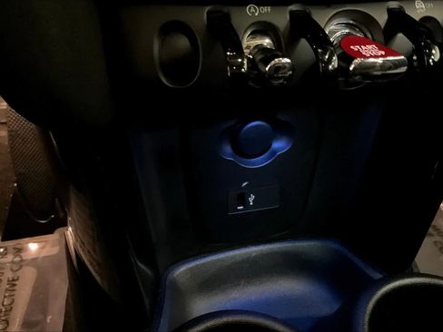 Used 2024 MINI Cooper S image 38