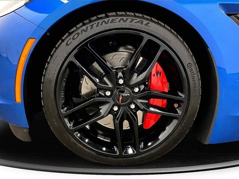Used 2016 Chevrolet Corvette Stingray Coupe w/ 2LT Preferred Equipment Group image 32
