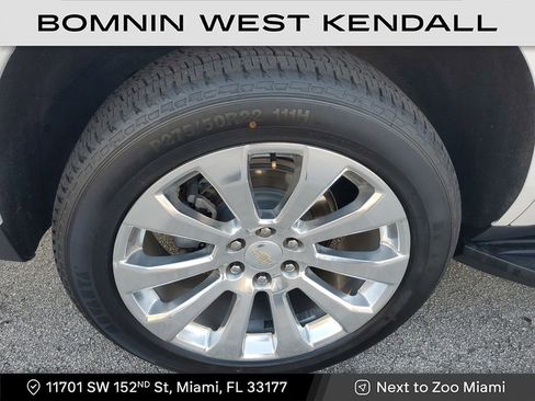 Used 2023 Chevrolet Tahoe Premier w/ Premium Package 2 image 9