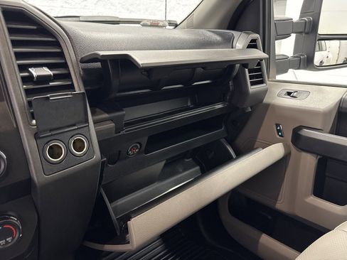 Used 2019 Ford F350 XL w/ Power Equipment Group image 22