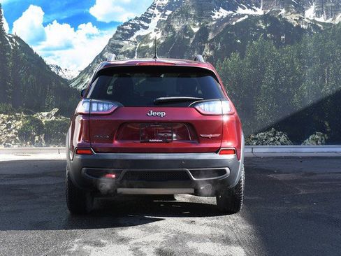 Used 2021 Jeep Cherokee Trailhawk w/ Comfort/Convenience Group image 10