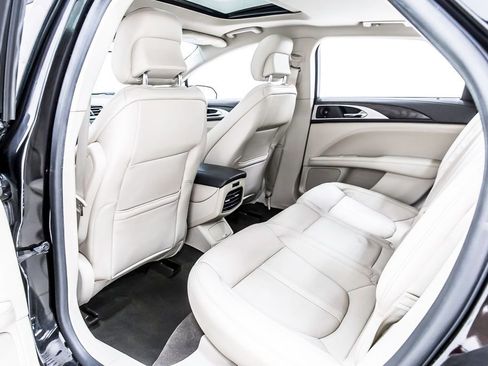 Used 2019 Lincoln MKZ Reserve AWD/4WD image 30