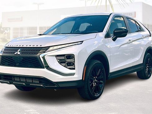 New 2026 Mitsubishi Eclipse Cross LE image 2