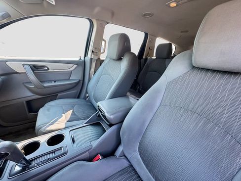 Used 2017 Chevrolet Traverse LS FWD image 24