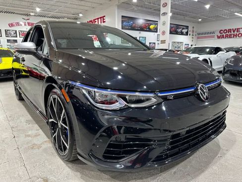 Used 2024 Volkswagen Golf R AWD/4WD image 4