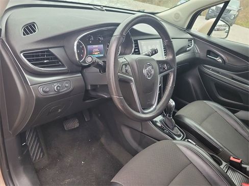Used 2019 Buick Encore Sport Touring image 18