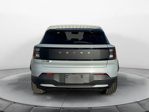 New 2026 Volvo EX30 Cross Country Ultra image 6