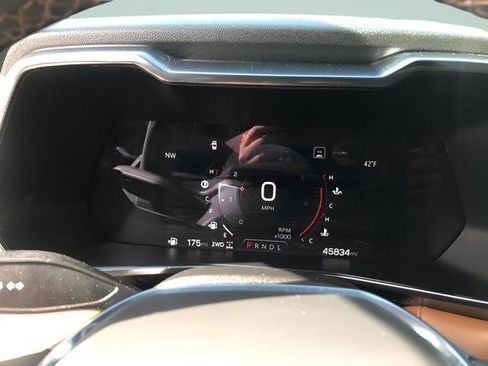 Used 2023 GMC Canyon AT4 w/ Technology Package image 13