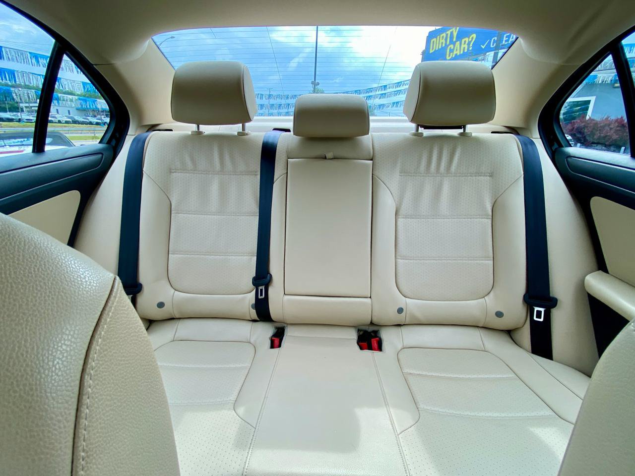 Used 2014 Volkswagen Jetta SE FWD image 16