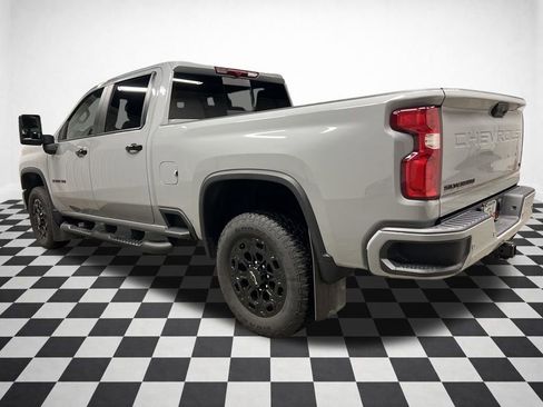 Used 2024 Chevrolet Silverado 3500 LT w/ Z71 Sport Edition image 7