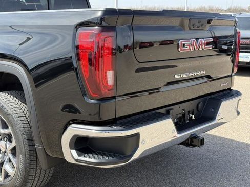New 2026 GMC Sierra 1500 SLT w/ SLT Premium Plus Package image 19
