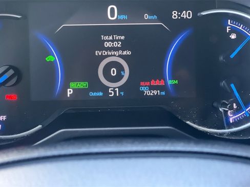 Certified 2024 Toyota RAV4 LE image 28