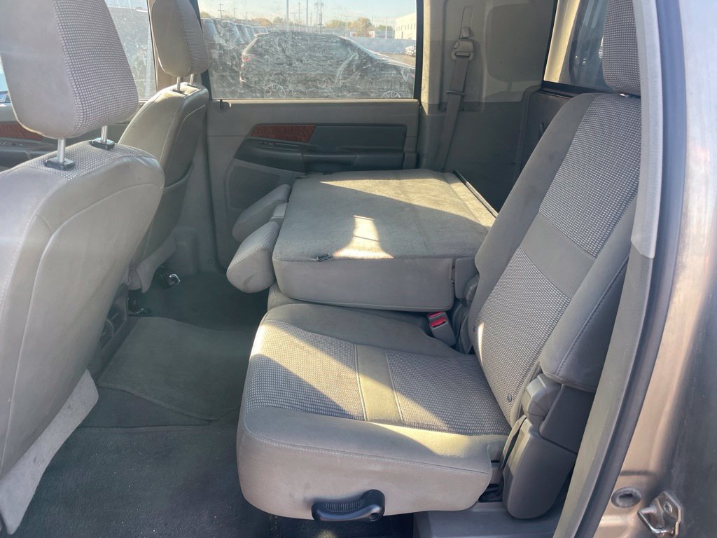 Used 2006 Dodge Ram 2500 Truck SLT w/ Light Group AWD/4WD image 7