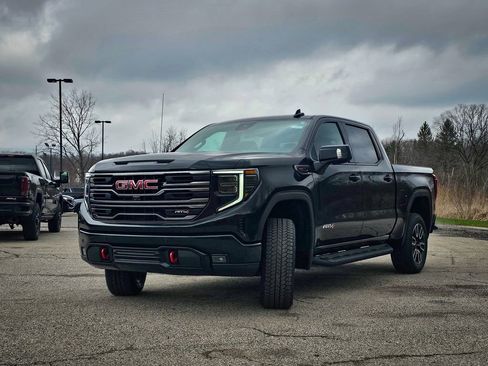 New 2026 GMC Sierra 1500 AT4 w/ AT4 Premium Package AWD/4WD image 9