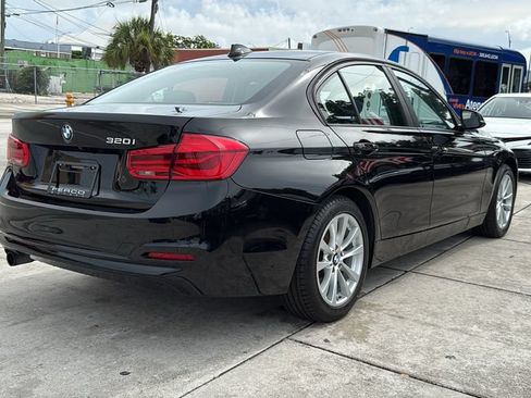Used 2017 BMW 320i Sedan RWD image 13