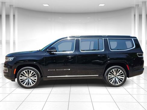 Used 2022 Jeep Grand Wagoneer Series III AWD/4WD image 6