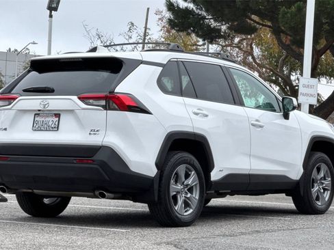 Certified 2025 Toyota RAV4 XLE image 3