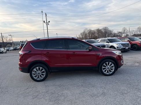Used 2017 Ford Escape Titanium image 14
