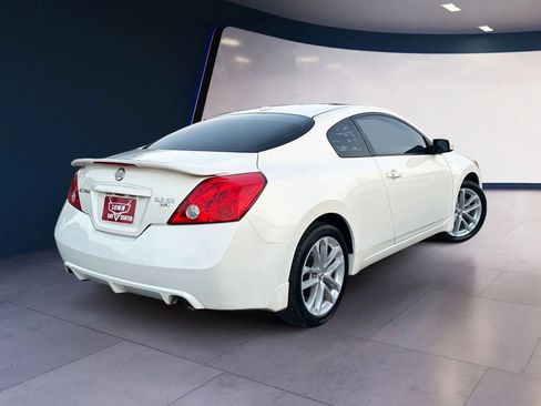 Used 2012 Nissan Altima 3.5 SR w/ 3.5SR Premium Pkg image 5