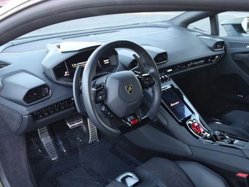 Used 2023 Lamborghini Huracan Tecnica RWD image 31