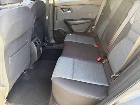 Used 2021 Nissan Rogue SV FWD image 20