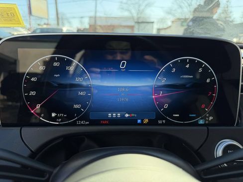 Used 2024 Mercedes-Benz E 350 4MATIC Sedan image 27
