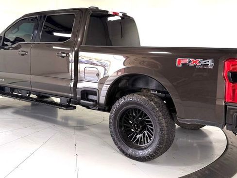 Used 2024 Ford F250 Lariat w/ Sport Appearance Package image 7