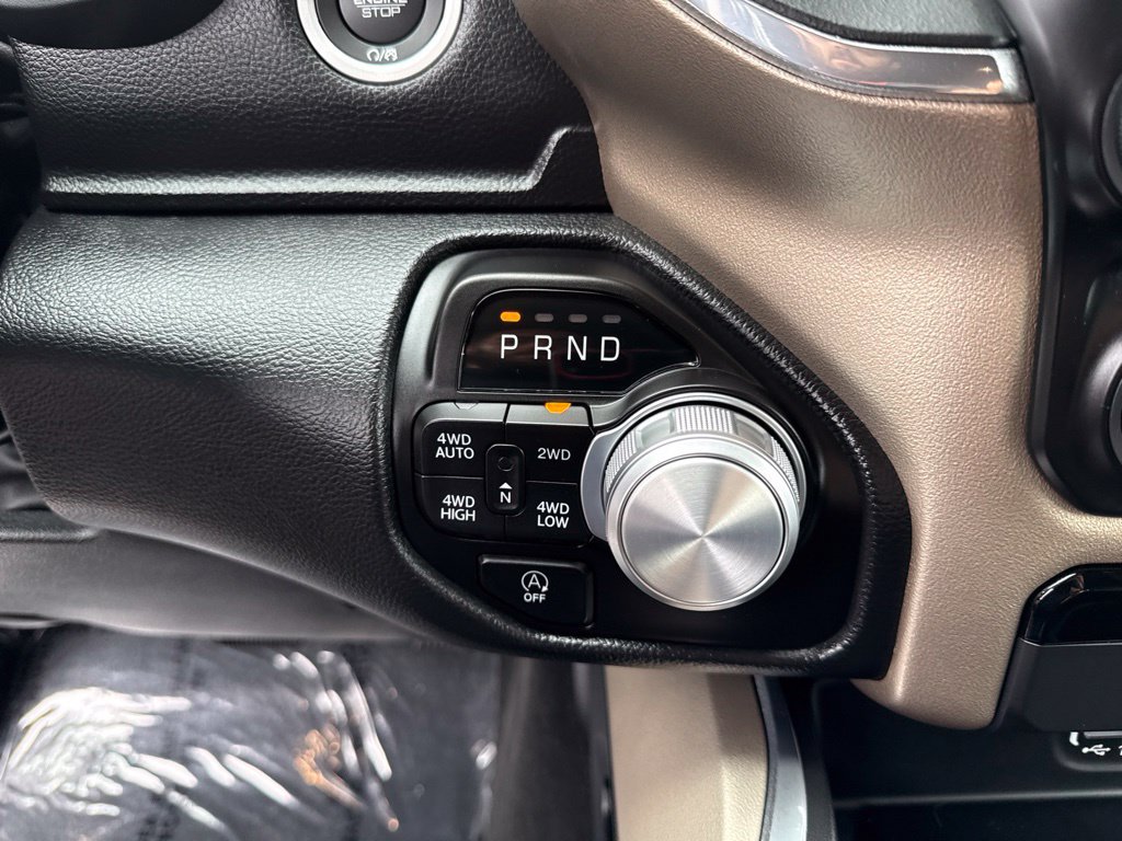 Used 2022 RAM 1500 Laramie AWD/4WD image 14