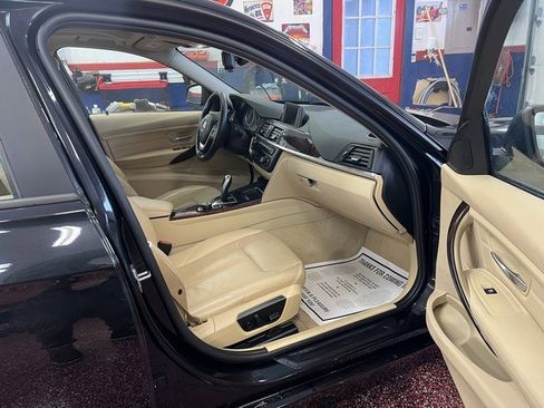 Used 2014 BMW 328i xDrive Sedan image 10