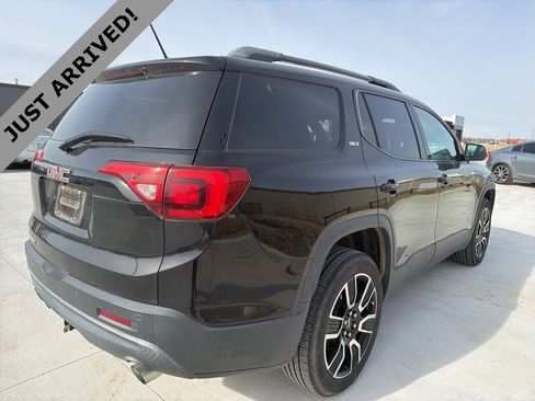 Used 2019 GMC Acadia SLT w/ Black Edition image 5