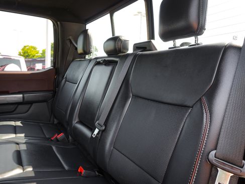 Used 2021 Ford F150 Lariat w/ Equipment Group 502A High AWD/4WD image 30
