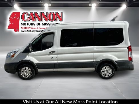 Used 2018 Ford Transit 150 XLT image 2