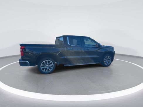 Used 2019 Chevrolet Silverado 1500 LTZ w/ LTZ Premium Package image 9