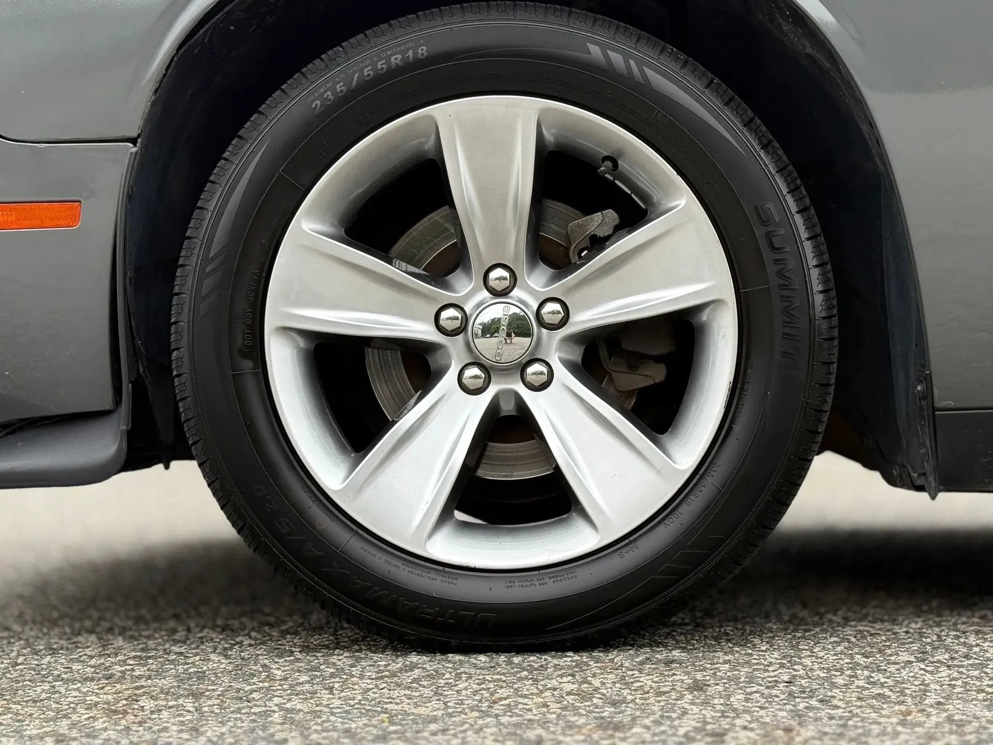 Used 2018 Dodge Challenger SXT RWD image 31