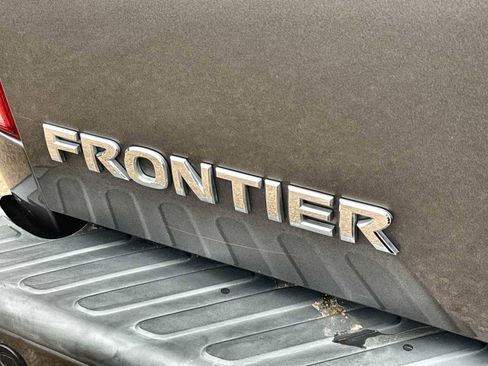 Used 2018 Nissan Frontier PRO-4X AWD/4WD image 15