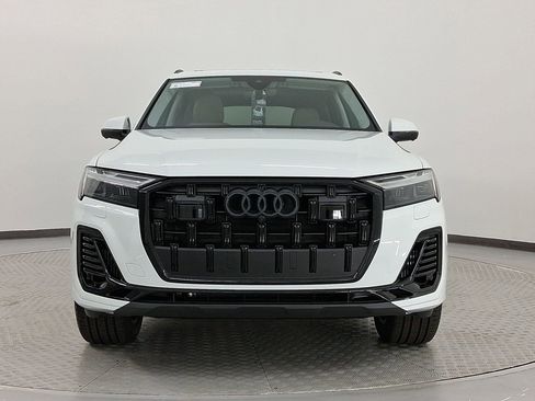 Used 2026 Audi Q7 3.0T Premium w/ Convenience Plus Package AWD/4WD image 6