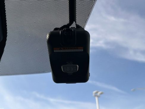 Certified 2024 Nissan Kicks SV w/ Interior Electronics Package image 32