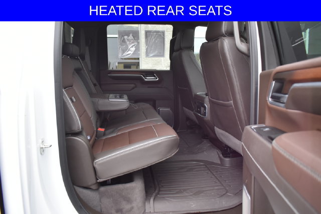 Used 2025 GMC Sierra 2500 Denali w/ Denali Reserve Package AWD/4WD image 8